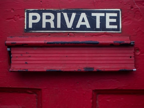 dayne-topkin-u5Zt-HoocrM-unsplash-1